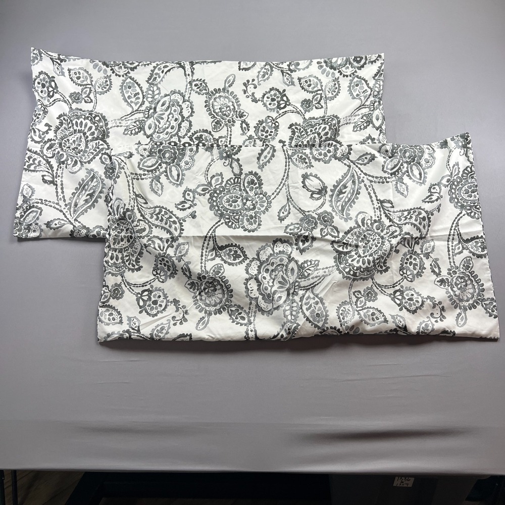 Set Of 2 Costco King Pillow Shams White Black Paisley Bedding Decor (19" X 35")